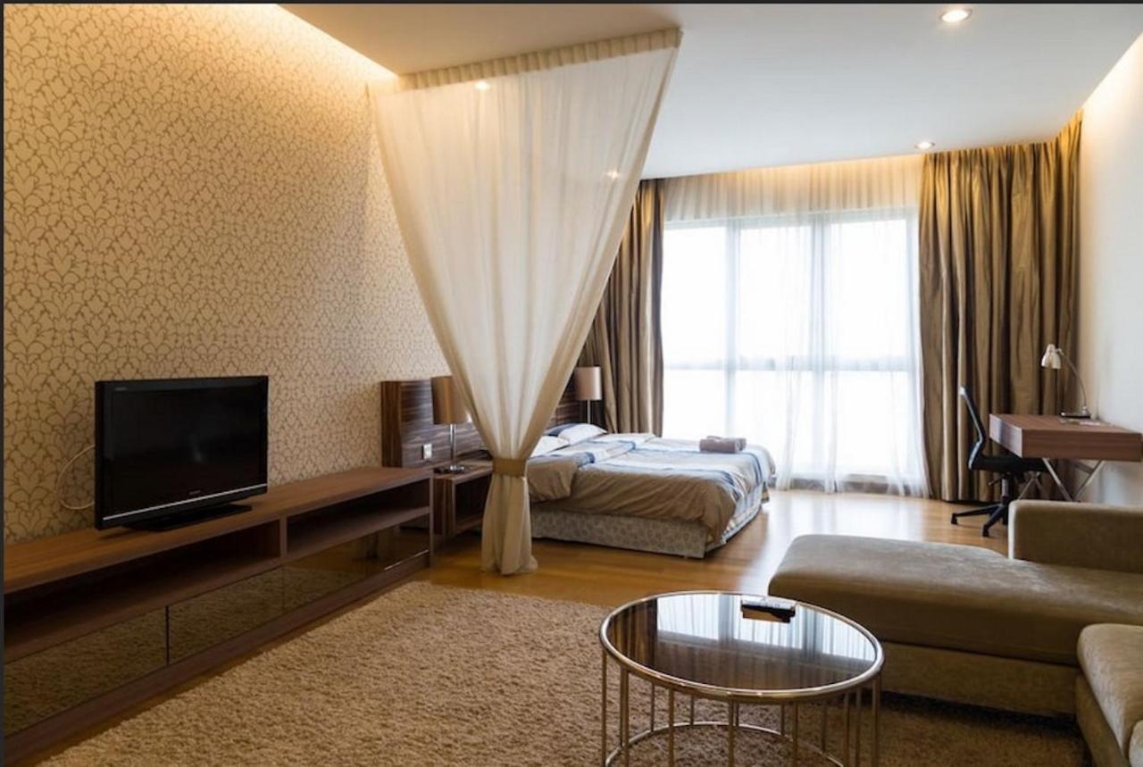 Suites & Residences @ Regalia By Plc Kuala Lumpur Zewnętrze zdjęcie